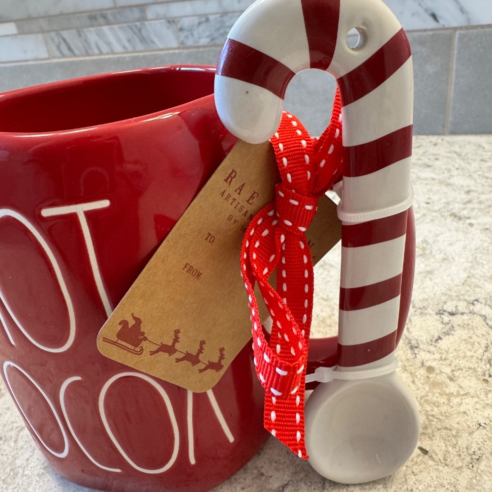 NWT Rae‎ Dunn Red Ceramic mug "Hot Cocoa with candy cane spoon" attached - Picture 3 of 8